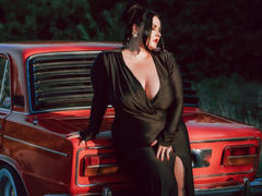 GeorgiaLerox - female with black hair and  big tits webcam at LiveJasmin