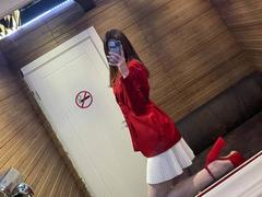 GeorgiannaWow from xLoveCam