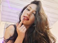 GiaGold - female webcam at xLoveCam