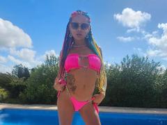 GianinaTs-hot - female with black hair webcam at xLoveCam