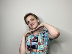 GiannaEget - female with brown hair and  big tits webcam at xLoveCam