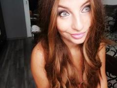 SexyGianna - blond female webcam at xLoveCam