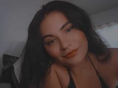 GigiQueen - female webcam at xLoveCam