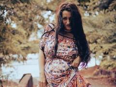 GinaONeon - female with black hair and  small tits webcam at ImLive