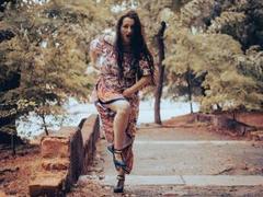 GinaONeon - female with black hair and  small tits webcam at ImLive