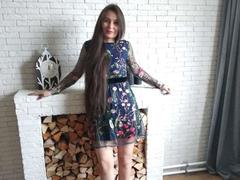 GinaSoull - female with brown hair and  big tits webcam at xLoveCam