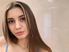 GinnyQueen - female webcam at xLoveCam