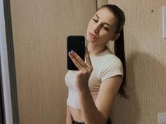 GinnyQueen - female webcam at xLoveCam