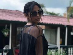 GisellDavies - female with black hair webcam at xLoveCam