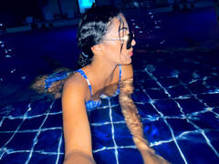 GisellDavies - female with black hair webcam at xLoveCam