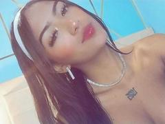 GisellDavies - female with black hair webcam at xLoveCam