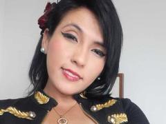 DaniaHot - female with black hair webcam at xLoveCam