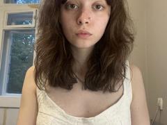 GladisPorath - female webcam at xLoveCam