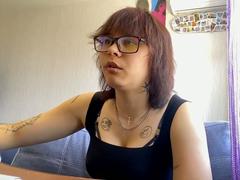 GlennisPaschel - female with black hair webcam at xLoveCam