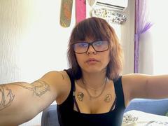 GlennisPaschel - female with black hair webcam at xLoveCam