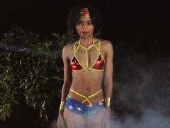 GlettyNoa - female with brown hair and  big tits webcam at xLoveCam