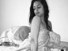 GloriaHaylee from xLoveCam