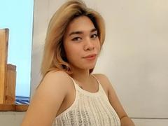 GoddesHera - shemale webcam at xLoveCam