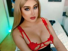 BellaSmithfox - blond shemale webcam at LiveJasmin