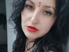 GoddessMoonx from xLoveCam