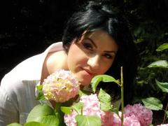 GoddessUniq-hot from xLoveCam