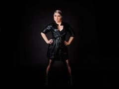 GoddessUniq-hot from xLoveCam