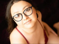 Goldmoon-hot - female with brown hair webcam at xLoveCam