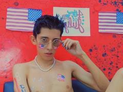 gomitaboy1 - male webcam at StripChat