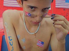 gomitaboy1 - male webcam at StripChat