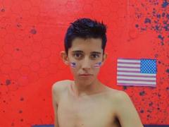 gomitaboy1 - male webcam at StripChat