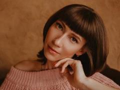GoodGlamorGirl - female with brown hair and  small tits webcam at xLoveCam