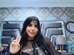 GraceClarke - female with black hair webcam at xLoveCam