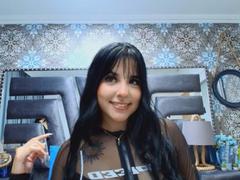 GraceClarke - female with black hair webcam at xLoveCam