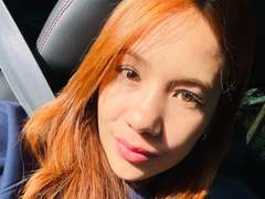 GraceHottieX - female with brown hair webcam at xLoveCam