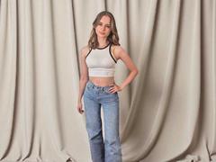 GraceKissable - female webcam at xLoveCam