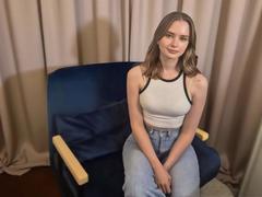 GraceKissable - female webcam at xLoveCam