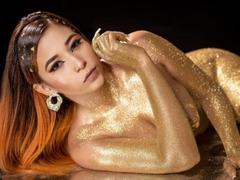 GraceLunaWallace - female with brown hair and  big tits webcam at xLoveCam