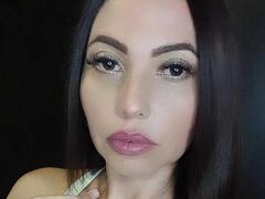 GraceRosso - female with brown hair and  big tits webcam at xLoveCam