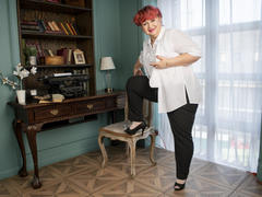 GrannyEva - female with red hair and  big tits webcam at xLoveCam