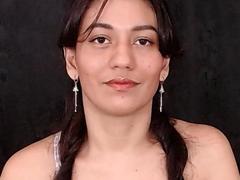 GreicyLoveHot - female with brown hair webcam at xLoveCam