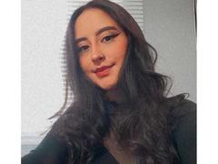 GretaMiller - female with black hair and  small tits webcam at xLoveCam