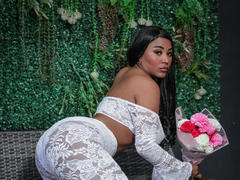 Grettchen - female with black hair webcam at xLoveCam