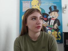 Grindi from xLoveCam