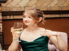 GwynBartell - blond female webcam at xLoveCam