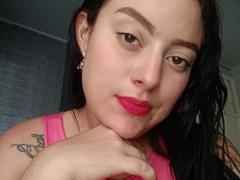 Gyar - female webcam at xLoveCam