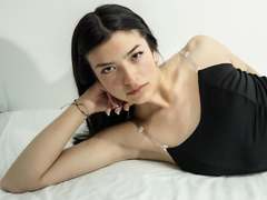 HailyEvans - female with black hair webcam at ImLive