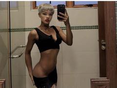 Halinah - female webcam at xLoveCam
