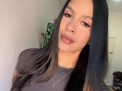 HalleySexy - female webcam at xLoveCam