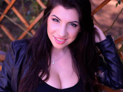 HalleyMayX - female with black hair and  big tits webcam at ImLive