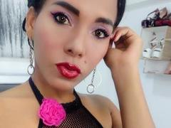 halliecherry - female with black hair and  small tits webcam at LiveJasmin